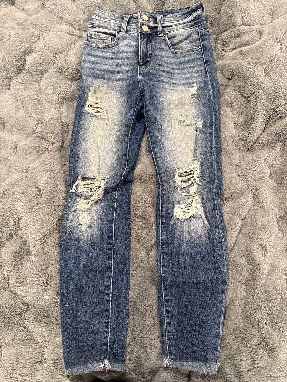 BKE Women's Distressed Cropped Jeans - Blue